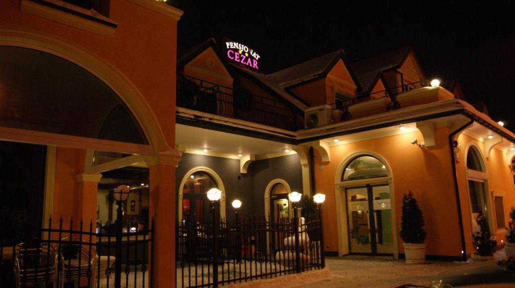 Pensjonat Cezar Siemiatycze Exterior foto